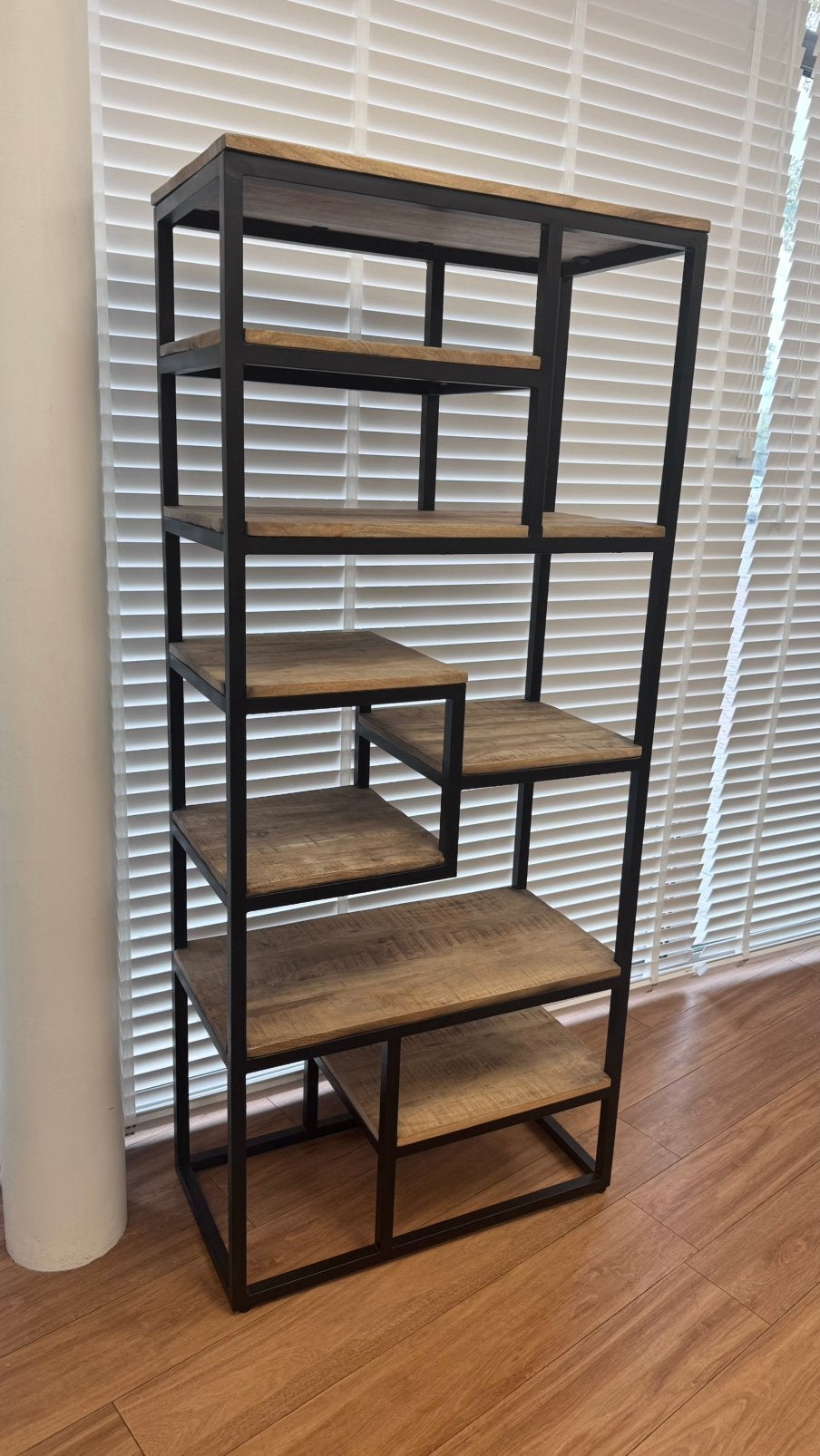 Wandmeubel kast Kyan mangohout (180x80x40cm)