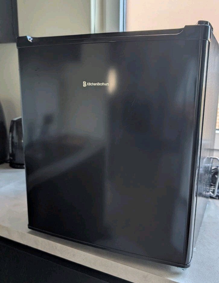 mini koelkast (nieuw) 40L, Ophalen, Zonder vriesvak, Nieuw, Minder dan 75 liter
