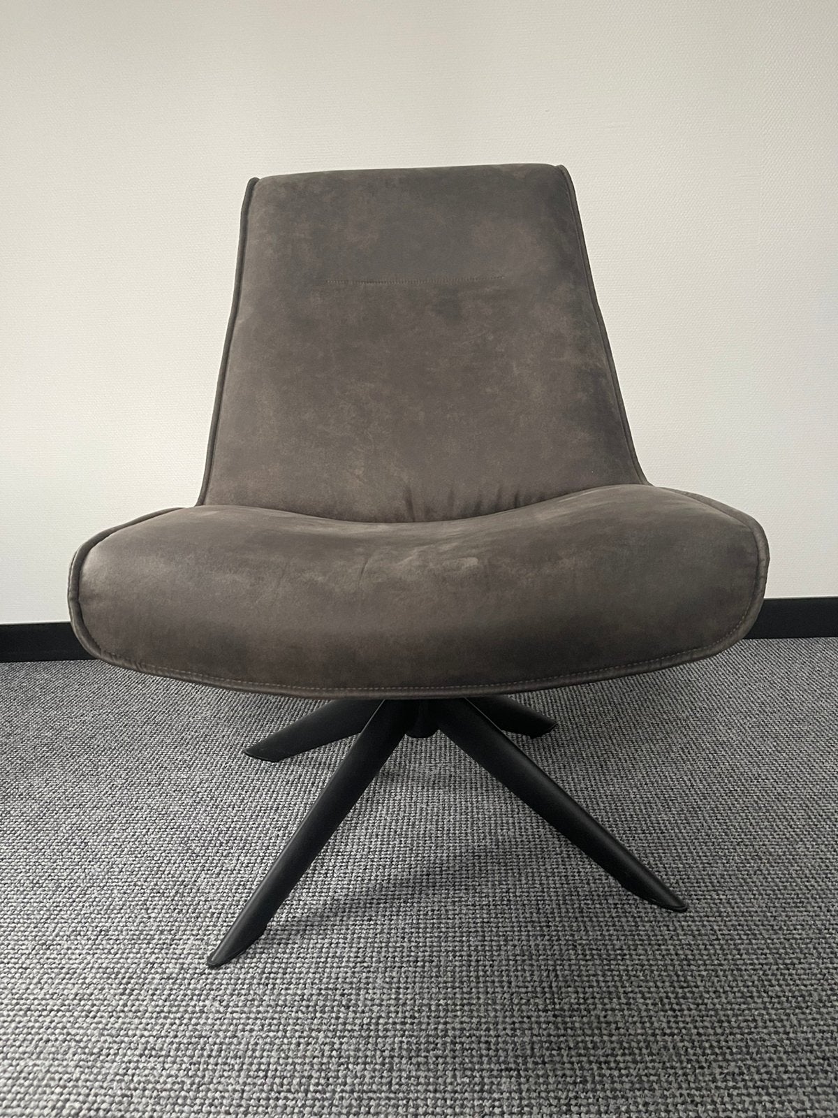 Mooie draai fauteuil van Woood, zgan!, Ophalen, Zo goed als nieuw, Minder dan 75 cm, 50 tot 75 cm
