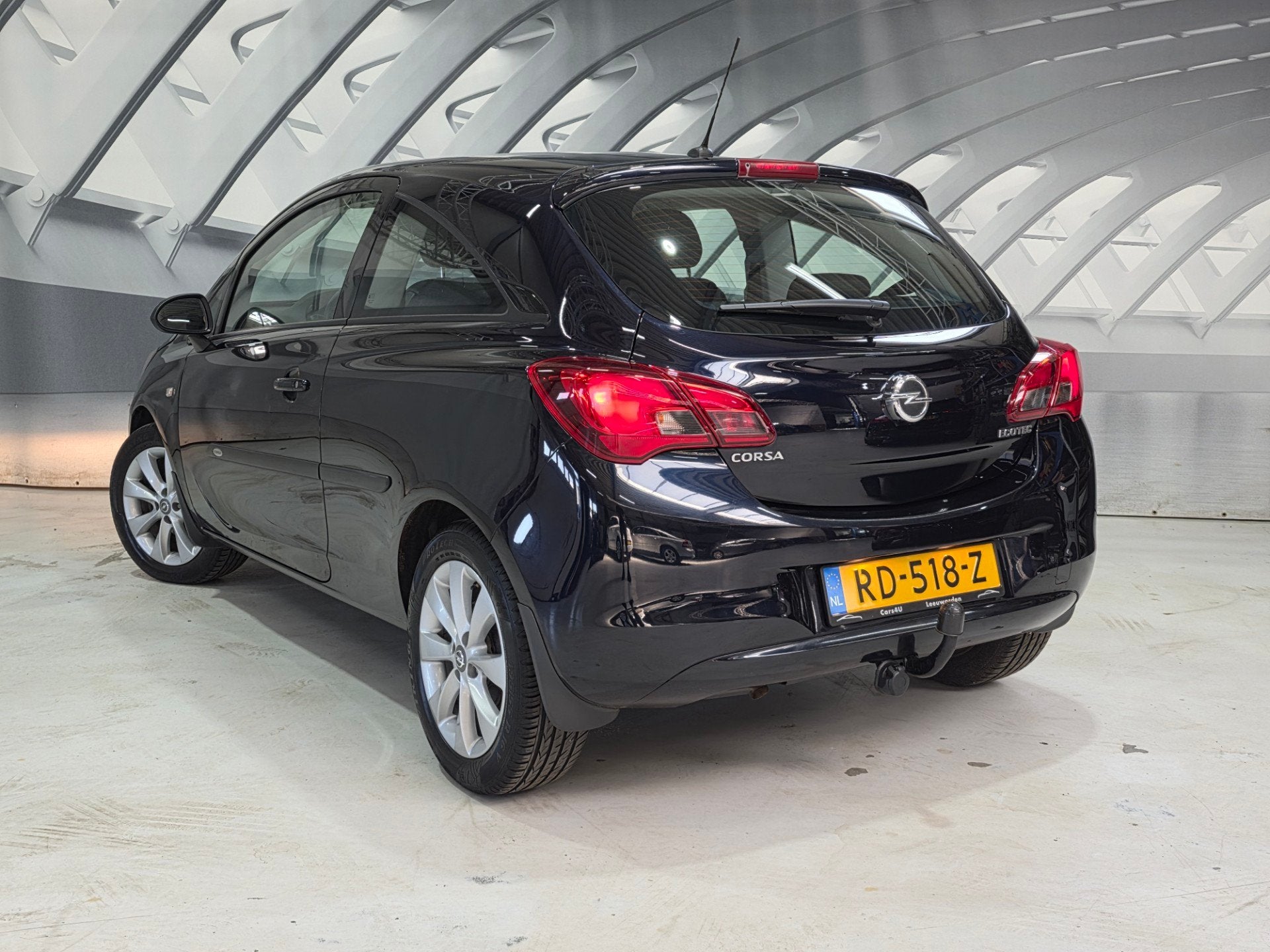 Opel Corsa 1.4 Edition LPG g3 af fabriek, Auto's, Voorwielaandrijving, Stof, Origineel Nederlands, Bedrijf