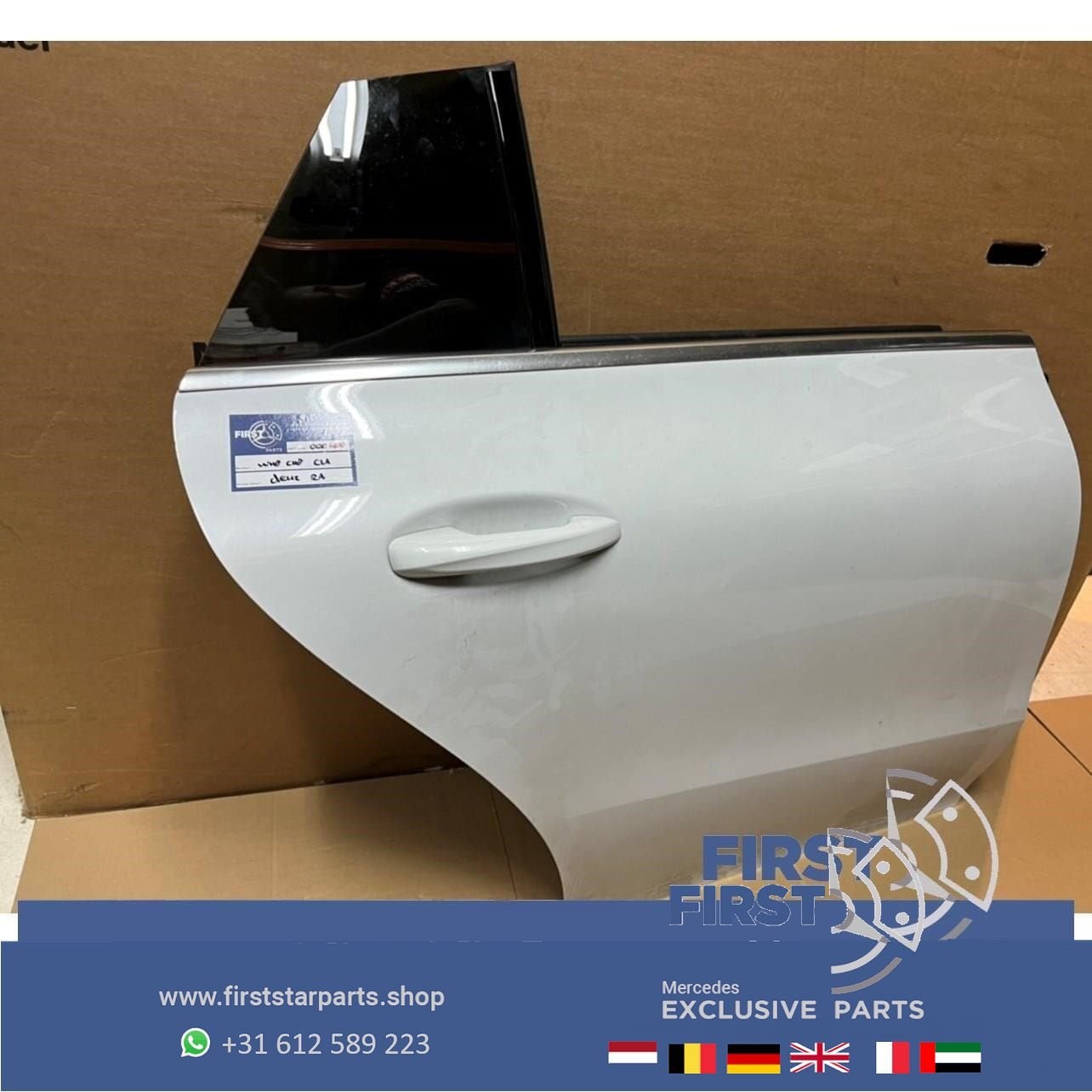 W118 C118 X118 CLA DEUR PORTIER WIT COMPLEET RECHTSACHTER Me, Gebruikt, -, Deur, Achter