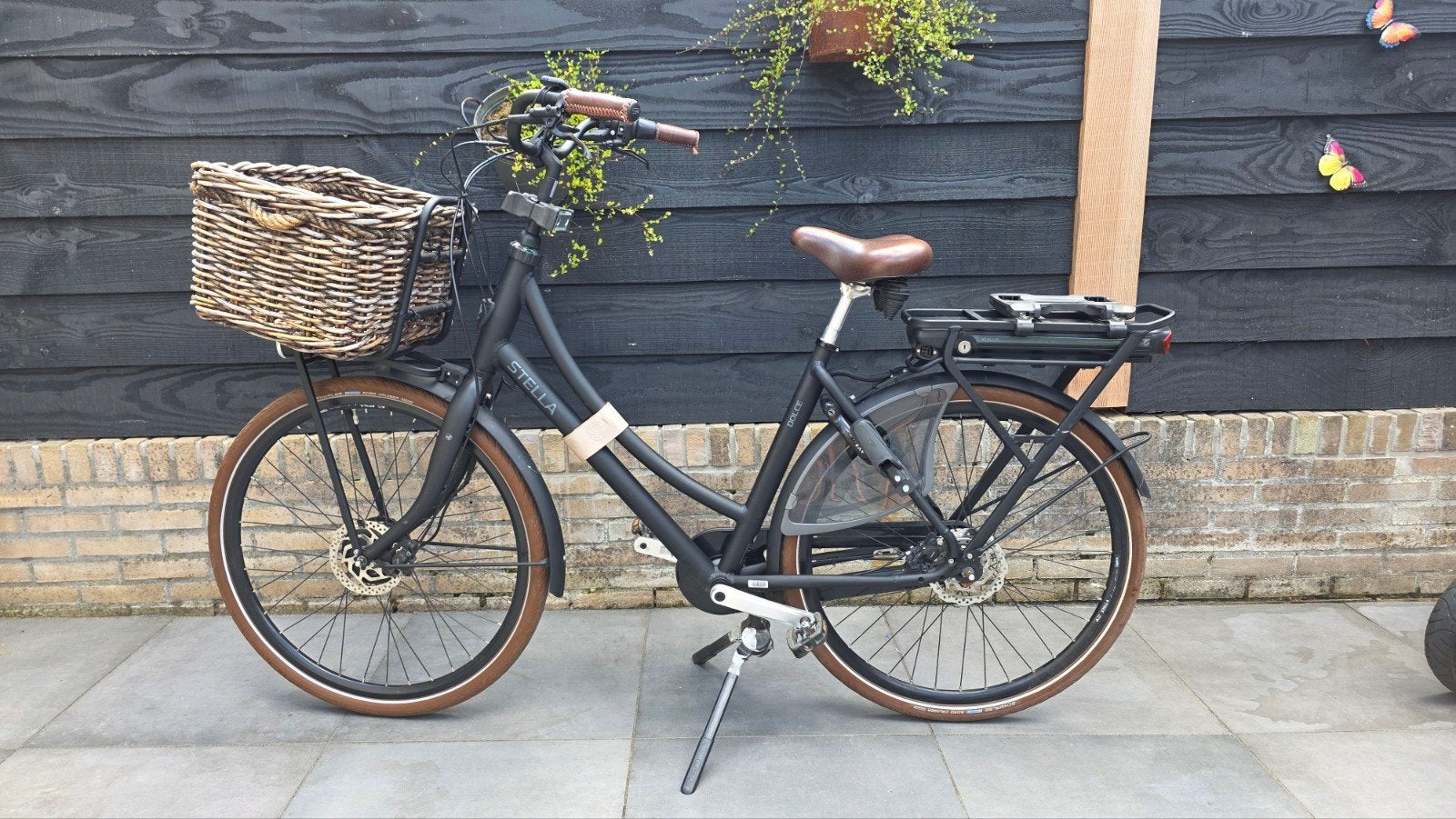 Stella Dolce superior elektrische fiets met mand, Fietsen en Brommers, Elektrische fietsen, Ophalen, Gebruikt, Overige merken