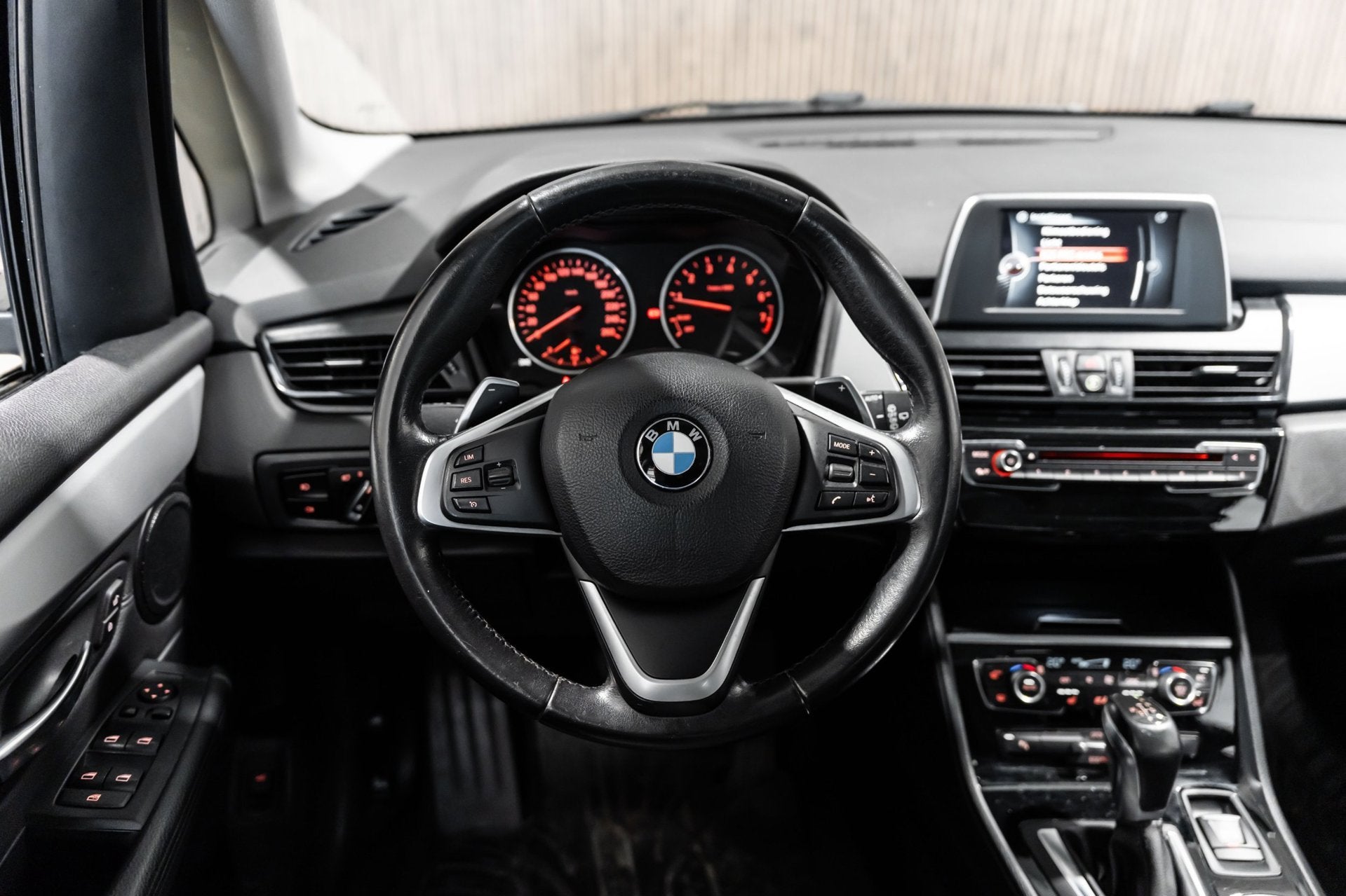 Foto 15 van BMW 2-serie Active Tourer 220i Leder PDC Automaat Stoelverwa