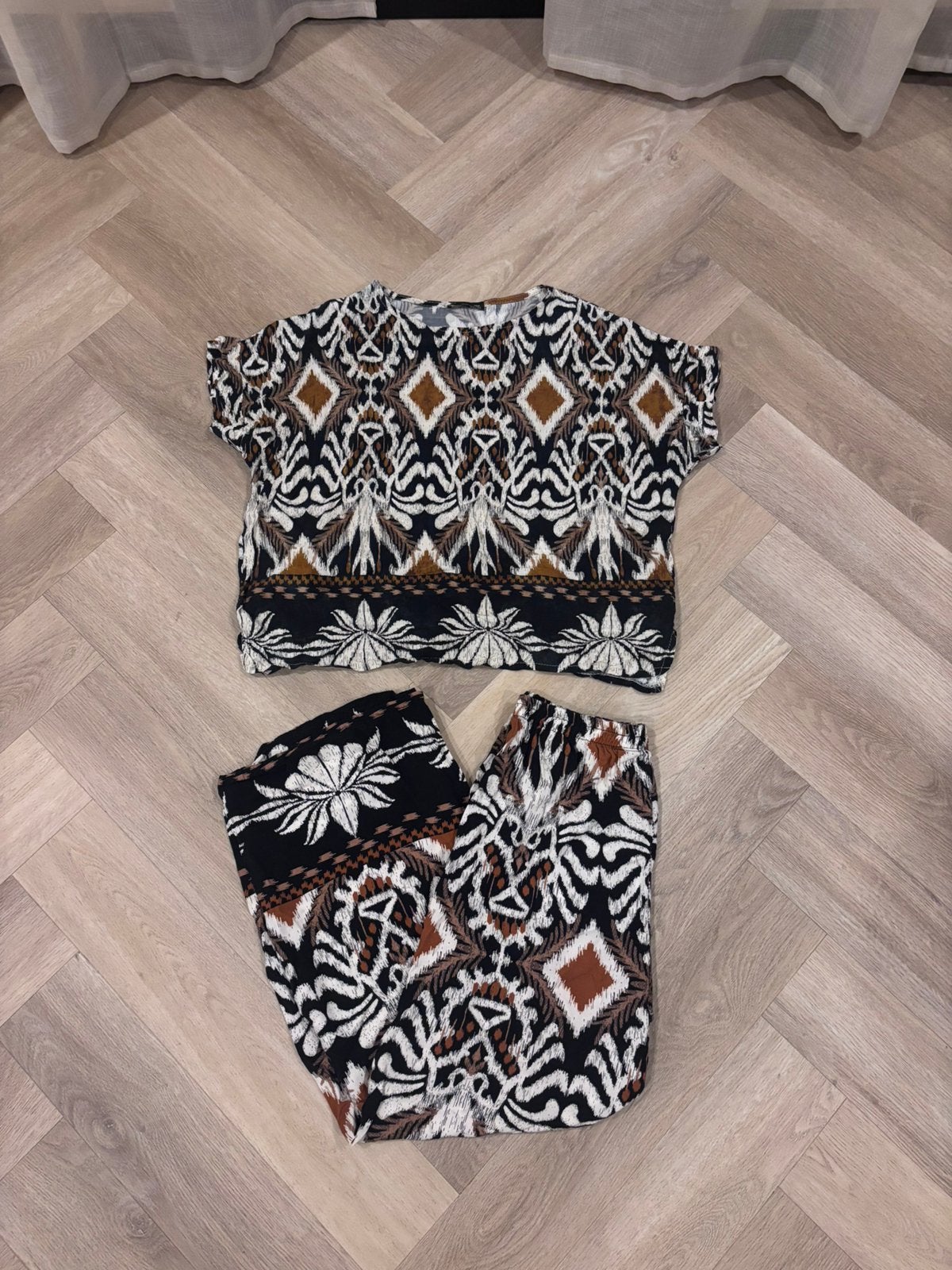 Twee delige dames set- maat L, Kleding | Dames, Huispakken, Ophalen of Verzenden, Nieuw, Maat 42/44 (L), Zwart