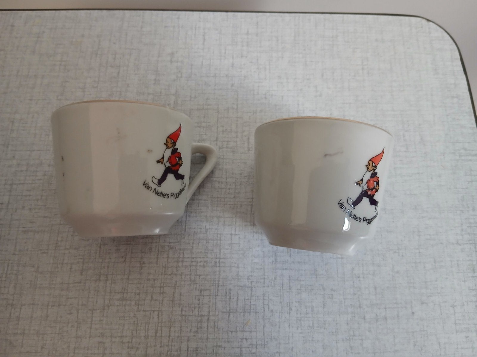 2 Van Nelle's Piggelmee kopjes - Vintage verzamelobject, Verzamelen, Ophalen of Verzenden, Gebruikt