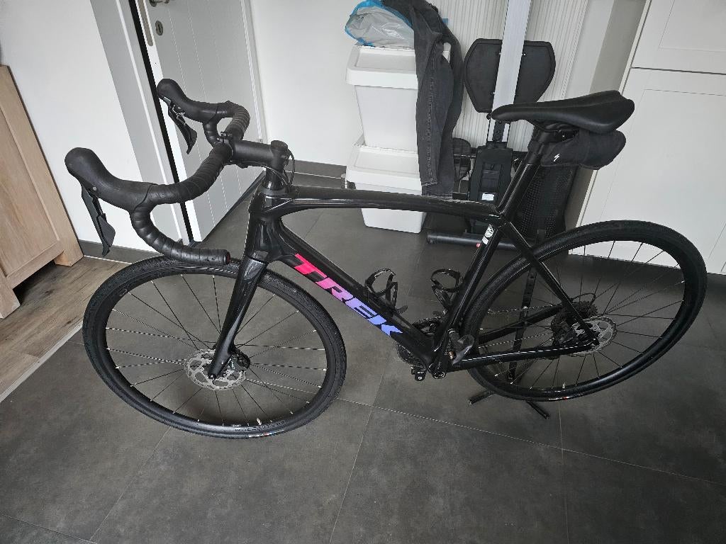 Zwart Trek Domane SL 4, 28 inch, Zo goed als nieuw, 15 tot 20 versnellingen, 53 tot 57 cm