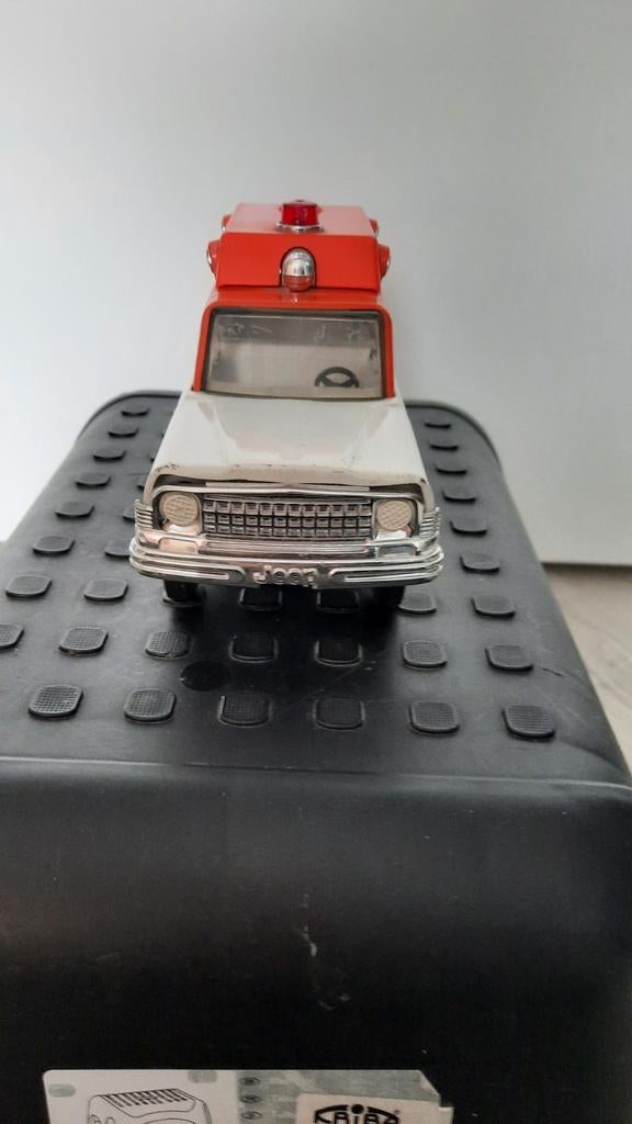 Oude Tonka Jeep Ambulance., Ophalen of Verzenden
