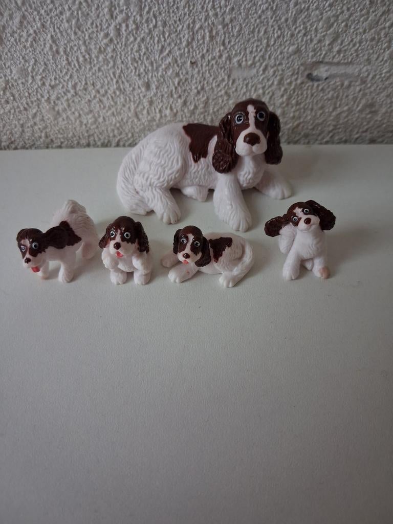 Hondenfamilie moeder met pups, Verzamelen, Ophalen of Verzenden, Zo goed als nieuw, Hond of Kat, Beeldje of Figuurtje