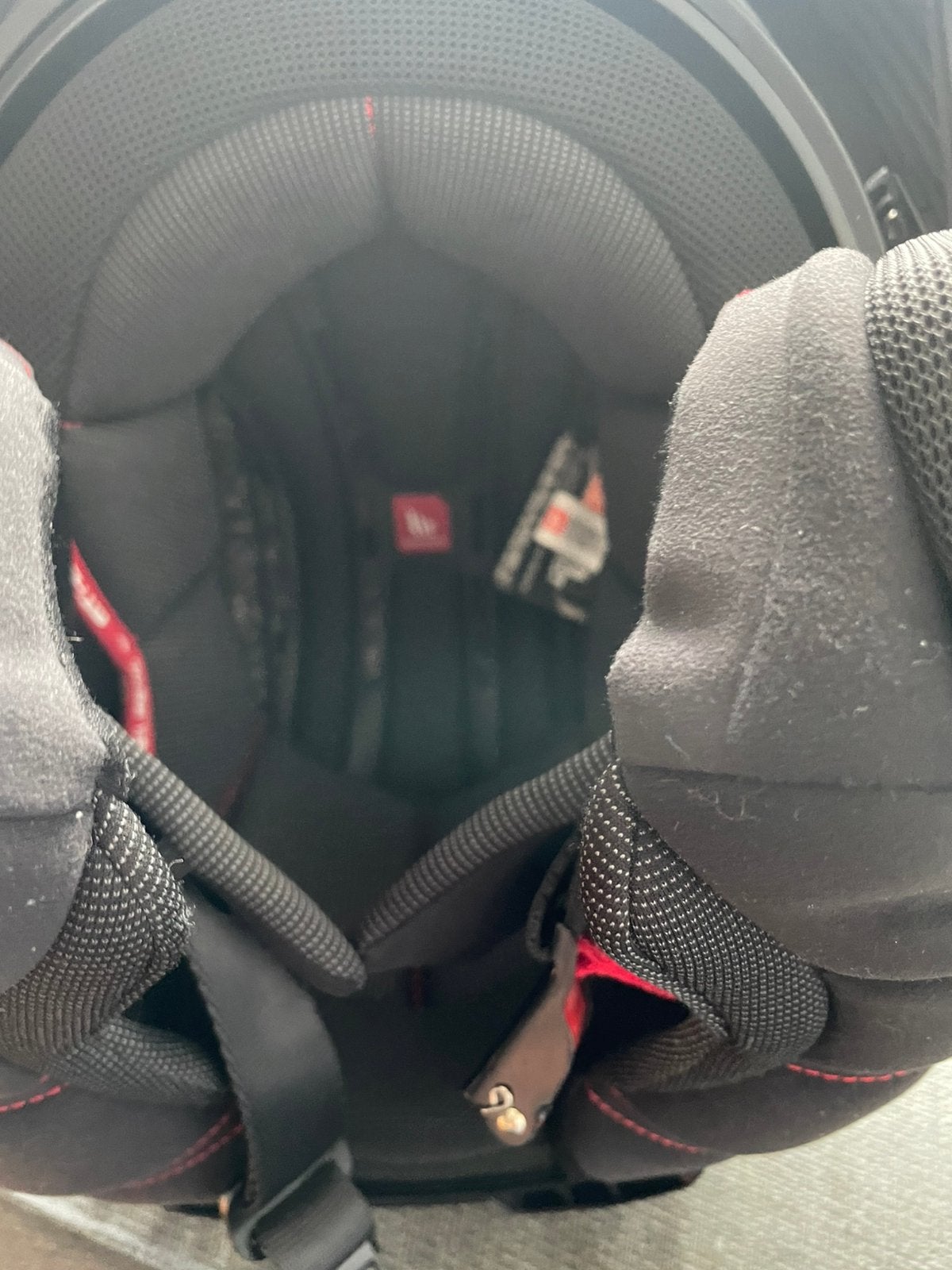 Nieuw mt helmets  maat m 57-58, Ophalen, Nieuw
