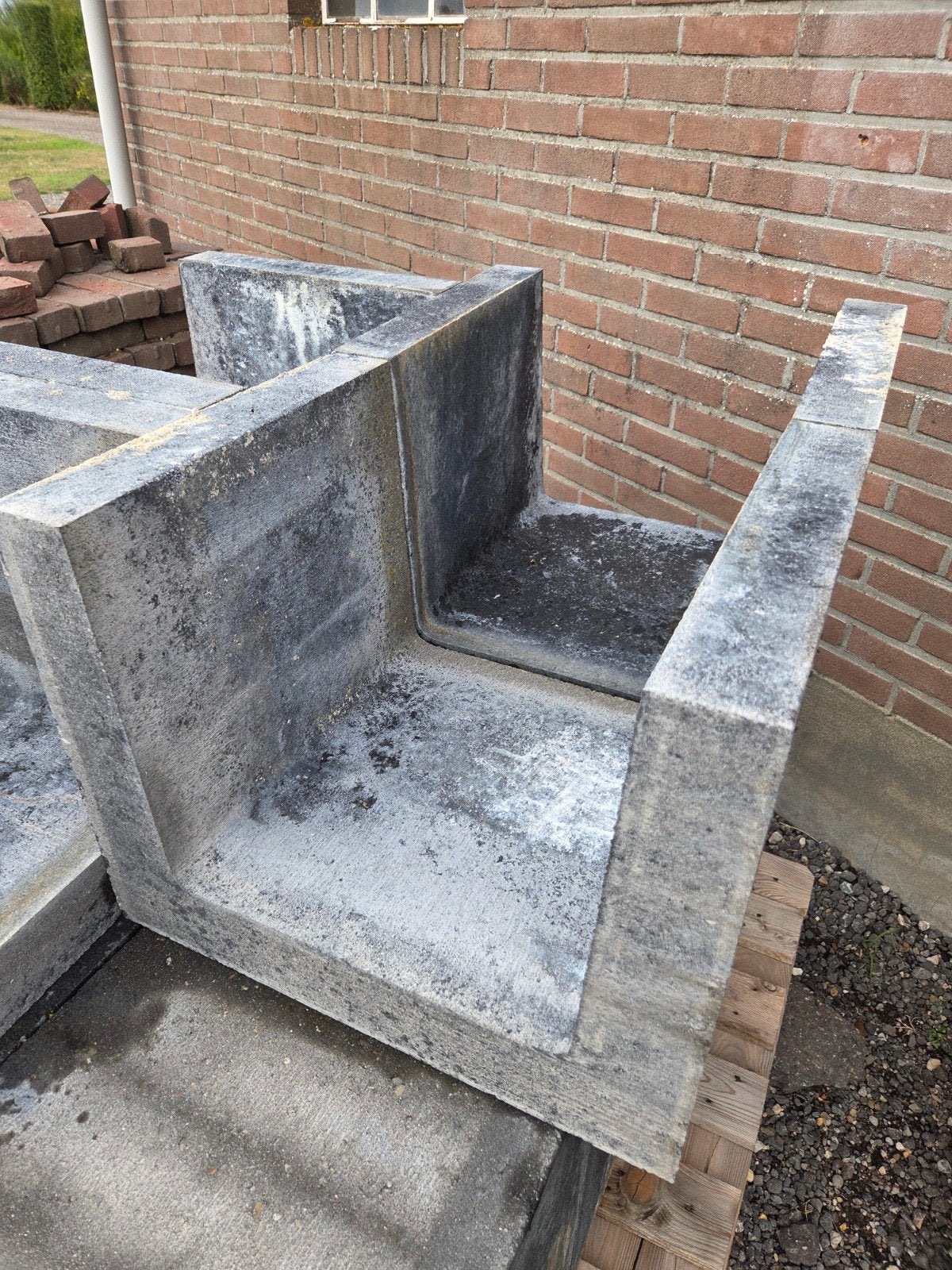 Te koop 10 stuks betonnen U-elementen voor tuin of oprit., Ophalen, Gebruikt, Minder dan 60 cm, Rond