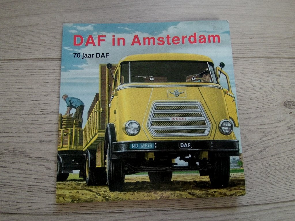 DAF in Amsterdam : 70 jaar DAF, Boeken, Auto's | Boeken, Verzenden, Zo goed als nieuw, Overige merken, Hans Stovelaar