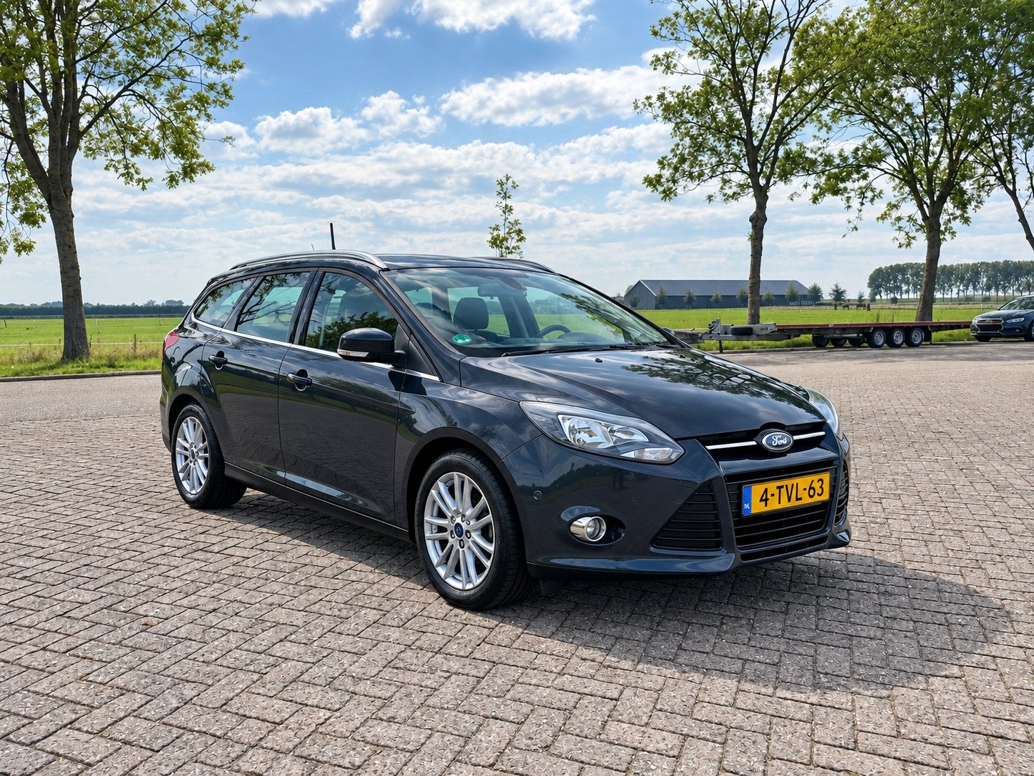Foto 3 van Ford Focus 1.0 Ecoboost 92KW Wagon 2014 Grijs