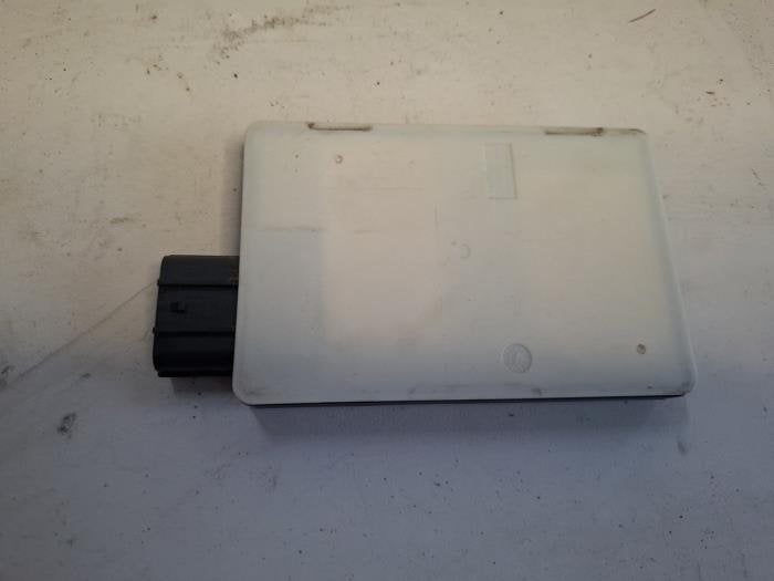 Radar sensor van een Alfa Romeo Stelvio, Gebruikt, -, Verzenden, -