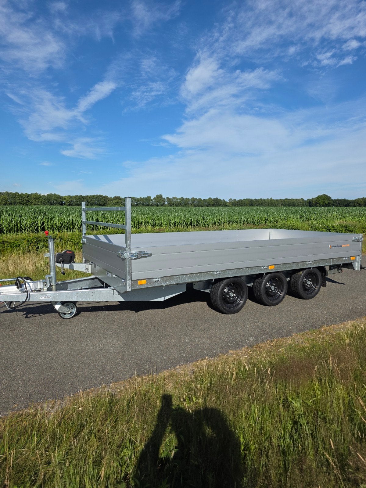 Nieuwe Saris Plateau Aanhanger 3500 kg 3 asser pl 406 204 cm, Ophalen