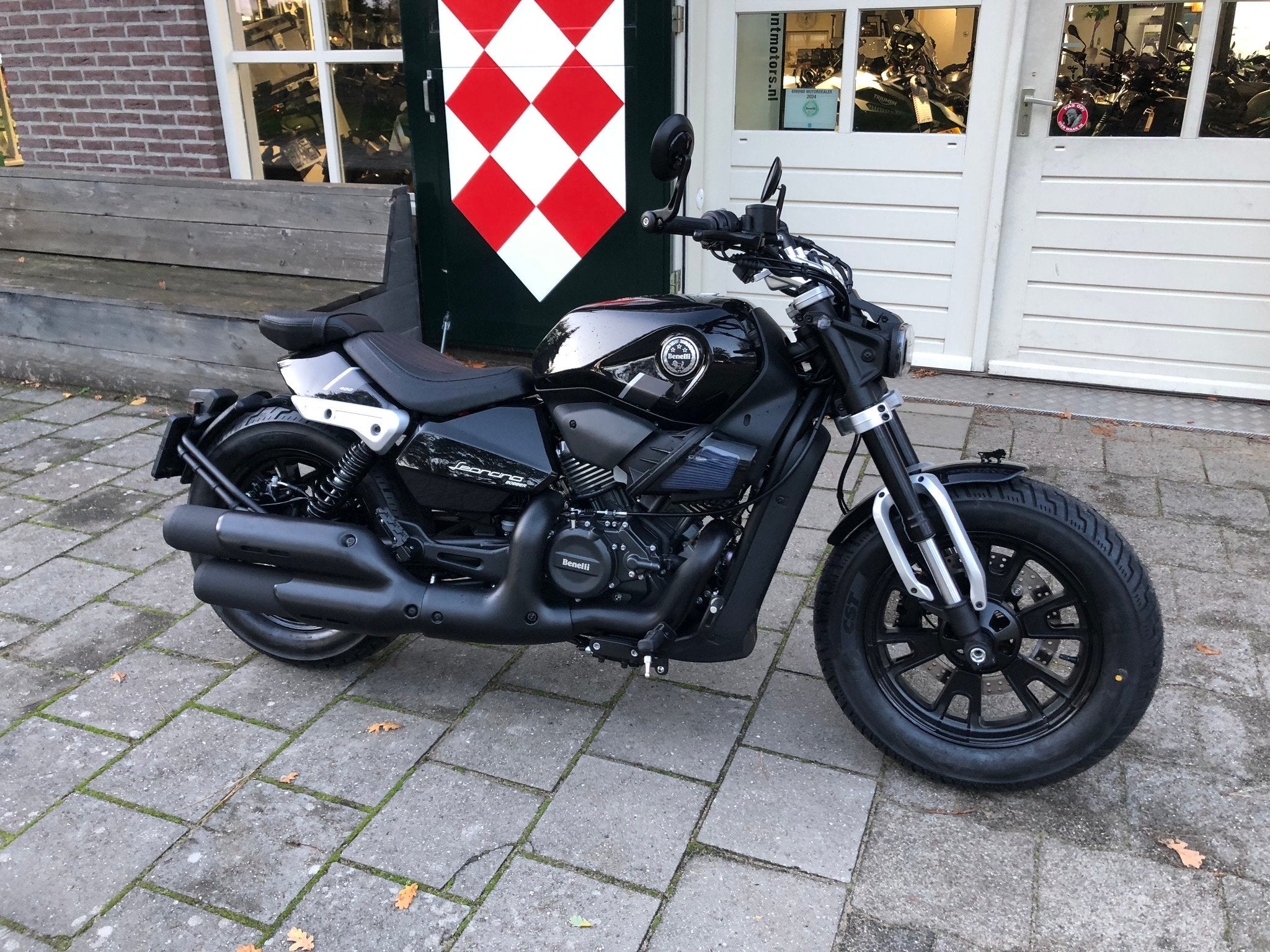 Benelli LEONCINO BOBBER ABS E5+ (bj 2026), Motoren, Motoren | Benelli, Bedrijf, Naked bike, 12 t/m 35 kW