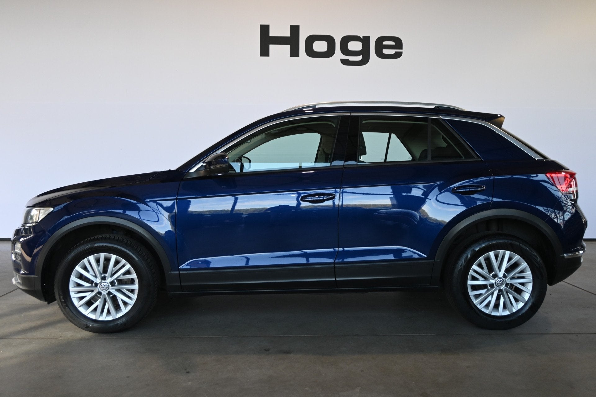 Volkswagen T-Roc 1.0 TSI Style Clima Adaptieve cruise Naviga, Voorwielaandrijving, Stof, Gebruikt, Met garantie (alle)