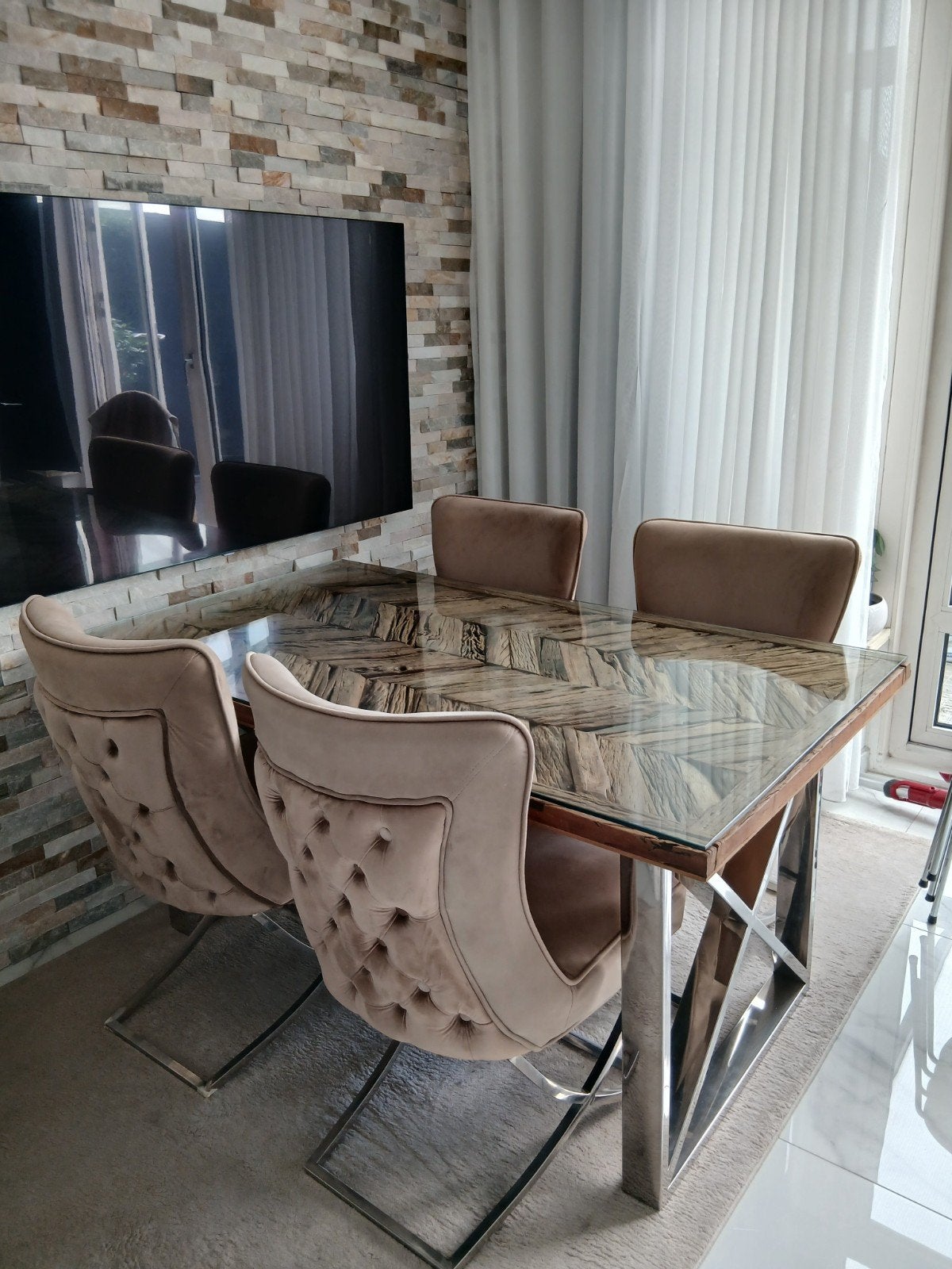 Eethoek tafel & vier stoelen, Ophalen of Verzenden, Zo goed als nieuw, 4 tot 6 stoelen