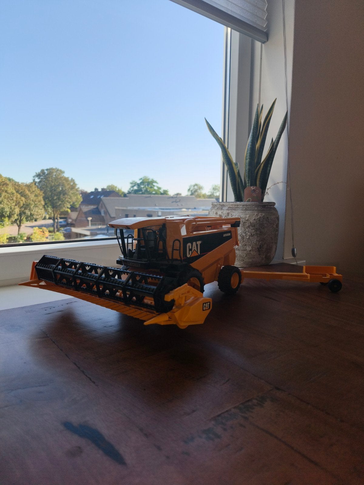 Bruder Caterpillar Maaidorser Speelgoedmodel met Trailer, Ophalen, Gebruikt