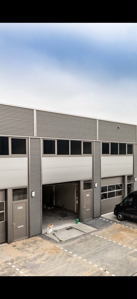 Instapklare Bedrijfsruimte130 m² Bergschenhoek, 130 m², Huur, Bedrijfsruimte