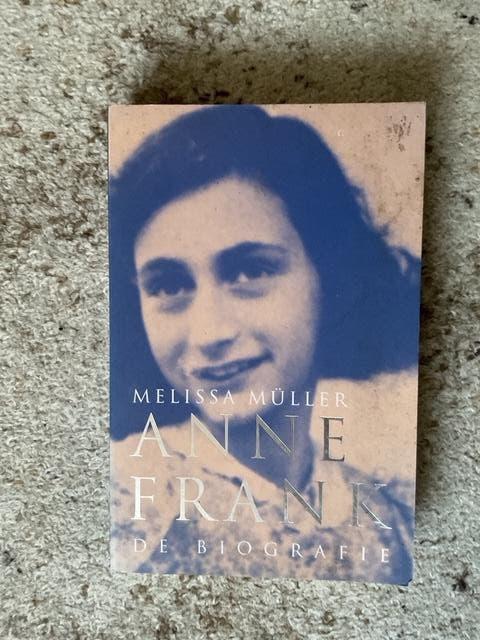 de Biografie van Anne Frank van Melissa Muller, Tweede Wereldoorlog, Melissa Muller, Ophalen of Verzenden, Zo goed als nieuw