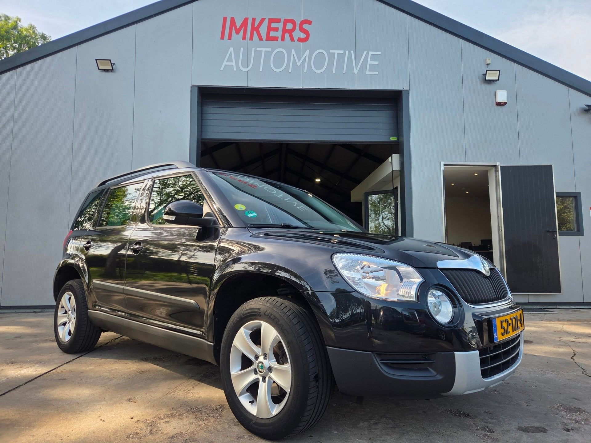 Skoda Yeti 2.0 TDI Greentech Ambition 103KW, Auto's, Voorwielaandrijving, Euro 5, 4 cilinders, Zwart