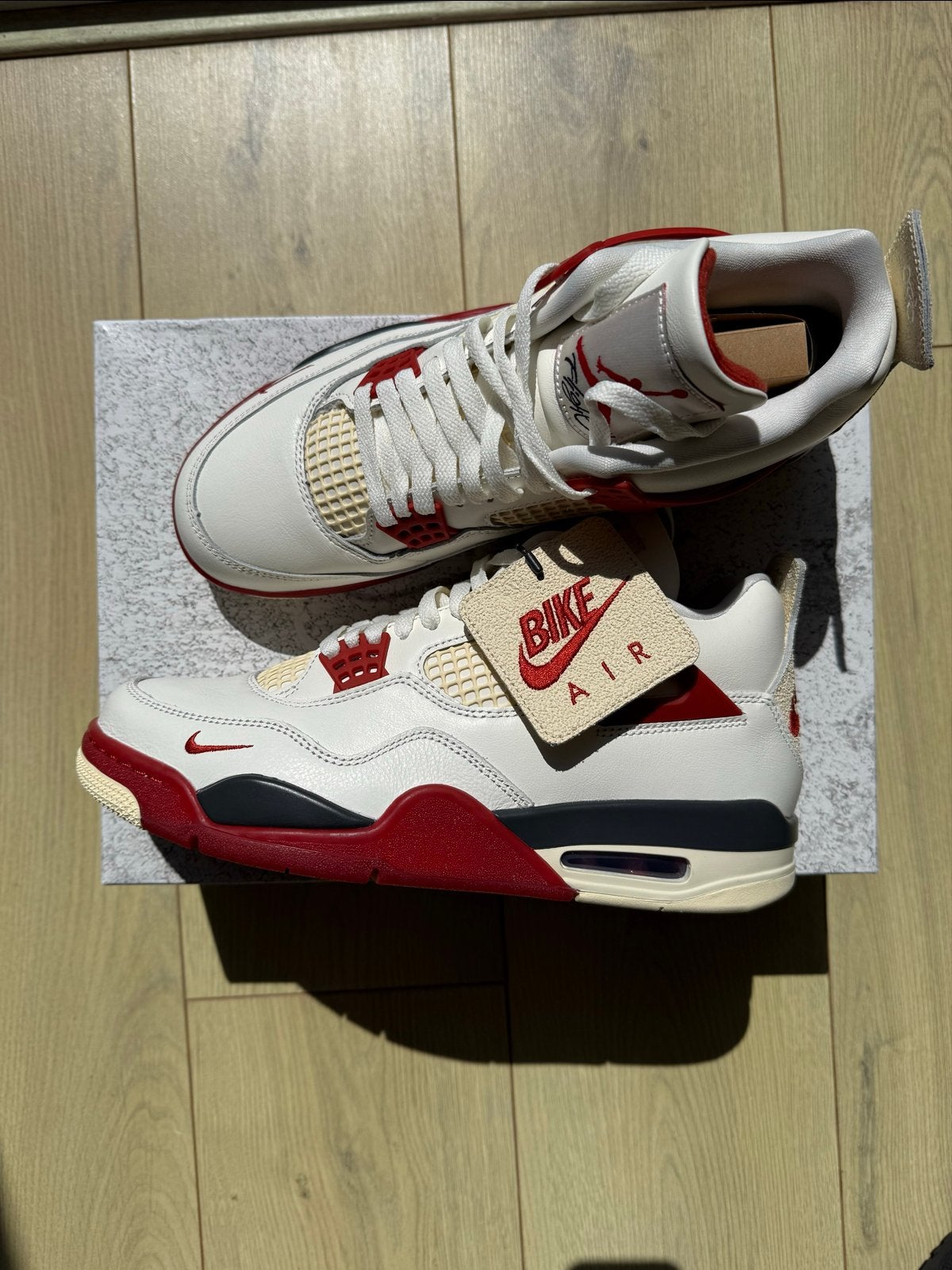 Nike Air Jordan 4 brick after brick, Ophalen of Verzenden, Nieuw, Wit, Sneakers of Gympen