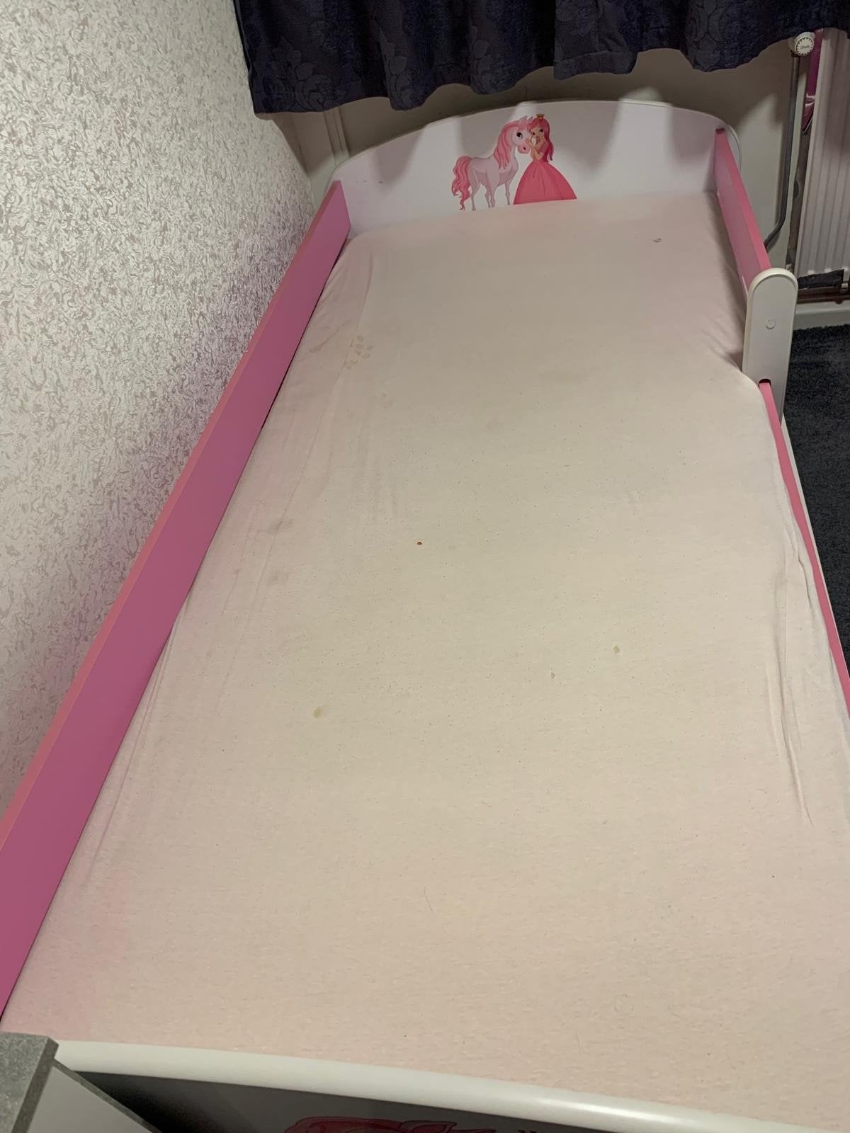 Prinsessen bed roze + prinsessen gordijn, Eenpersoons, Ophalen of Verzenden, Zo goed als nieuw, Grijs
