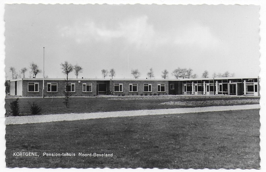 Kortgene Pension - tehuis oude ongelopen ansichtkaart B7101, Verzamelen, Ophalen of Verzenden, 1960 tot 1980, Ongelopen