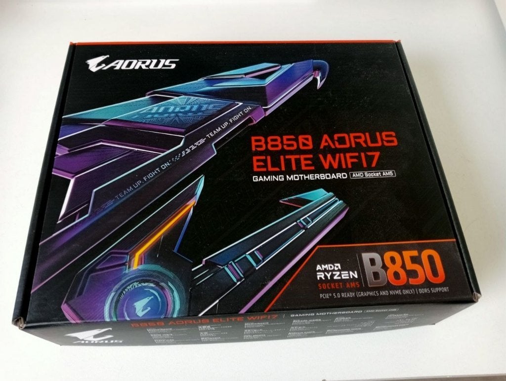 €160 - Gigabyte B850 Aorus Elite Wifi7, Computers en Software, Moederborden, Zo goed als nieuw, AMD, DDR5, Ophalen of Verzenden