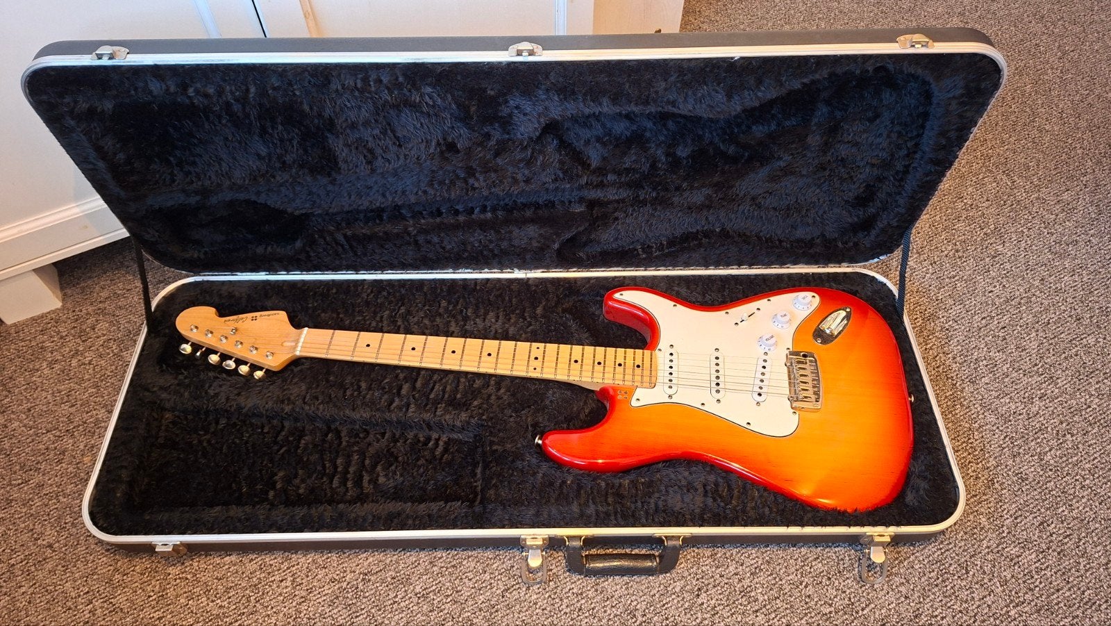 Sandberg California strat model e.gitaar met Fender koffer, Ophalen of Verzenden, Gebruikt, Elektrisch, 6-snarig
