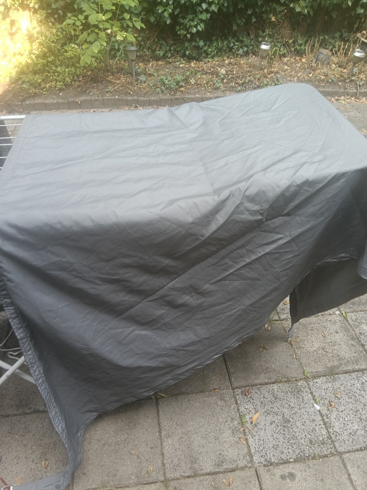 driehoekig schaduwdoeken, Ophalen, Zo goed als nieuw