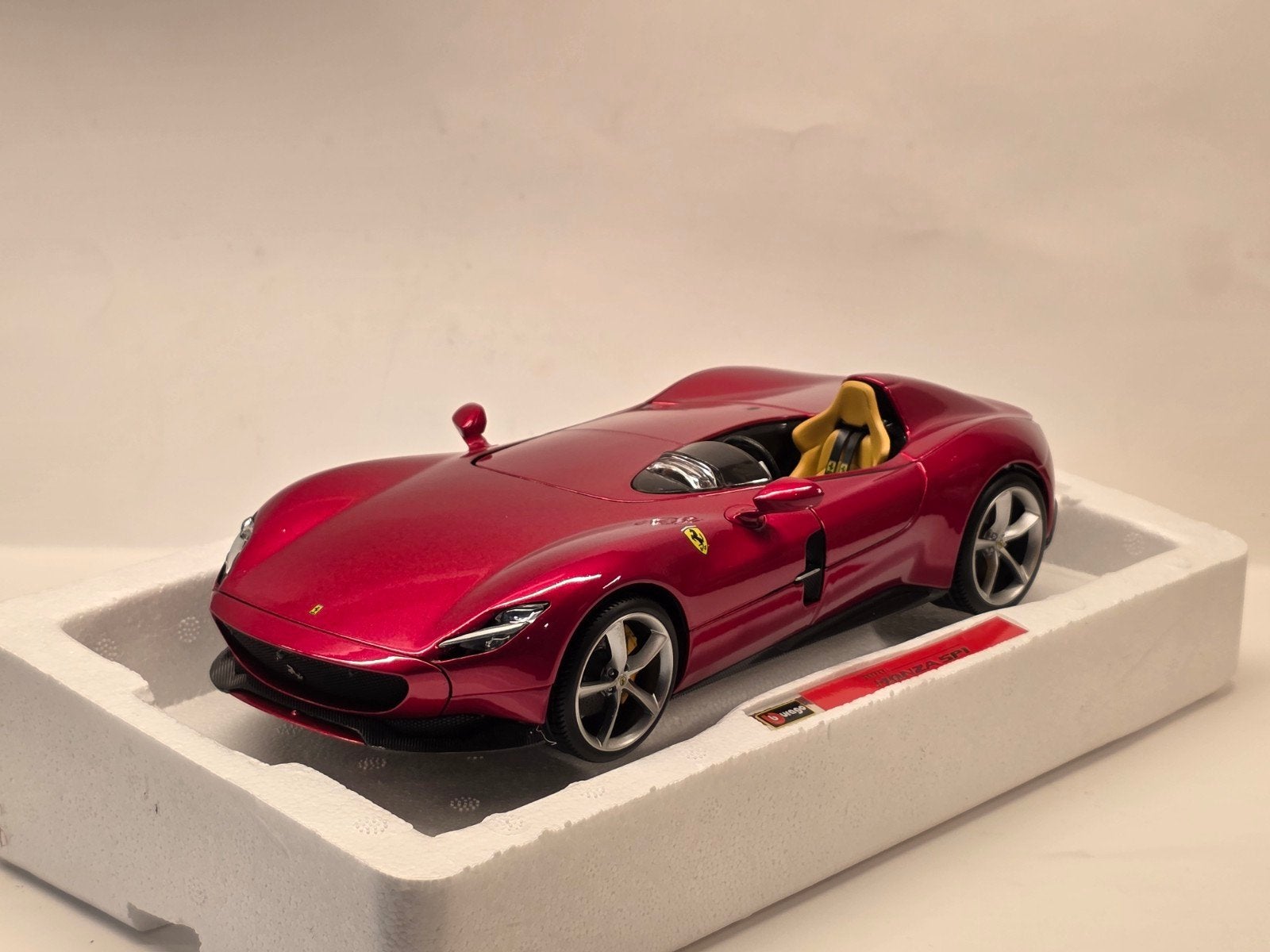 Bburago Ferrari SP1 Monza 1:18, Hobby en Vrije tijd, Modelauto's | 1:18, Auto, Nieuw, Ophalen of Verzenden, Bburago