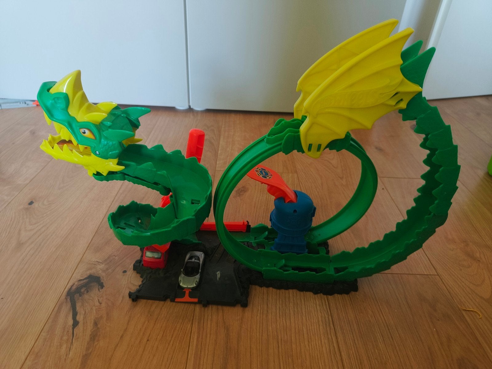Hot Wheels Draken Racebaan met Looping en Auto, Gebruikt, Ophalen of Verzenden, Hot Wheels, Met looping