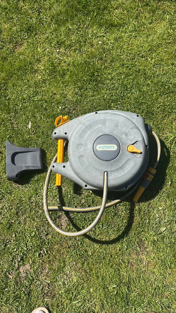 Hozelock autoreel wandslangbox, Tuin en Terras, Tuinslangen, Ophalen, Gebruikt, Tuinslanghaspel