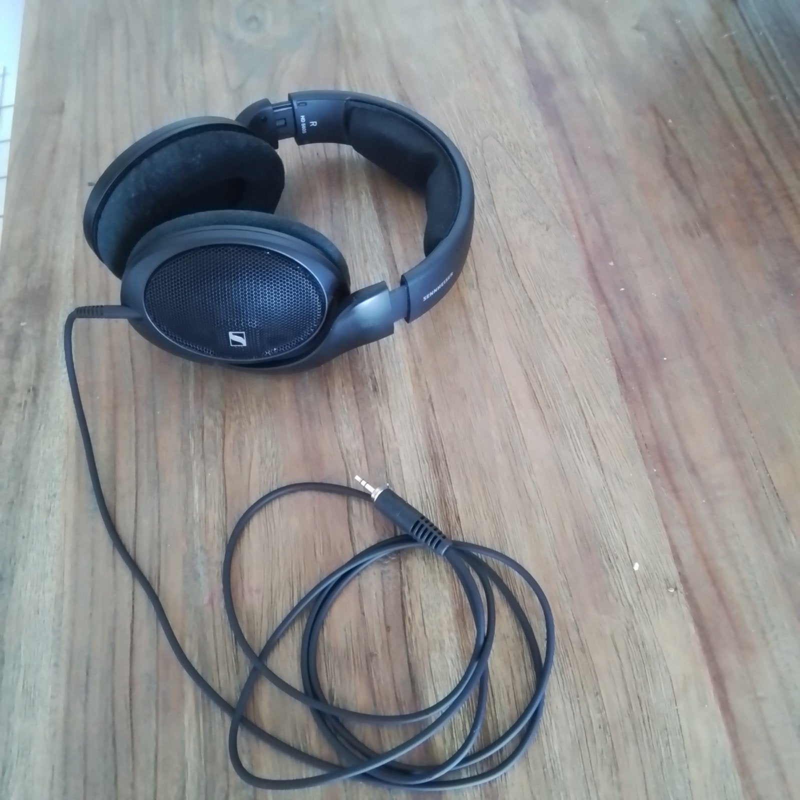 Senheiser HD 560S, Ophalen, Zo goed als nieuw, Zwart, Sennheiser