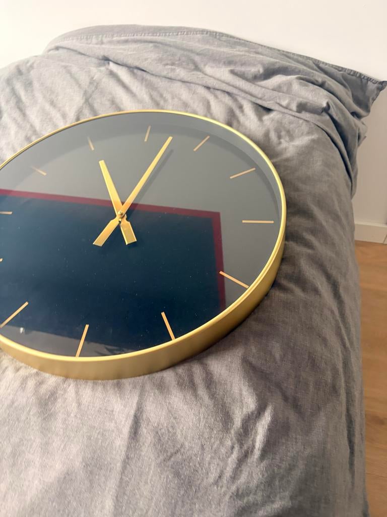 Grote wandklok diameter 50 cm, Ophalen, Zo goed als nieuw, Analoog, Wandklok