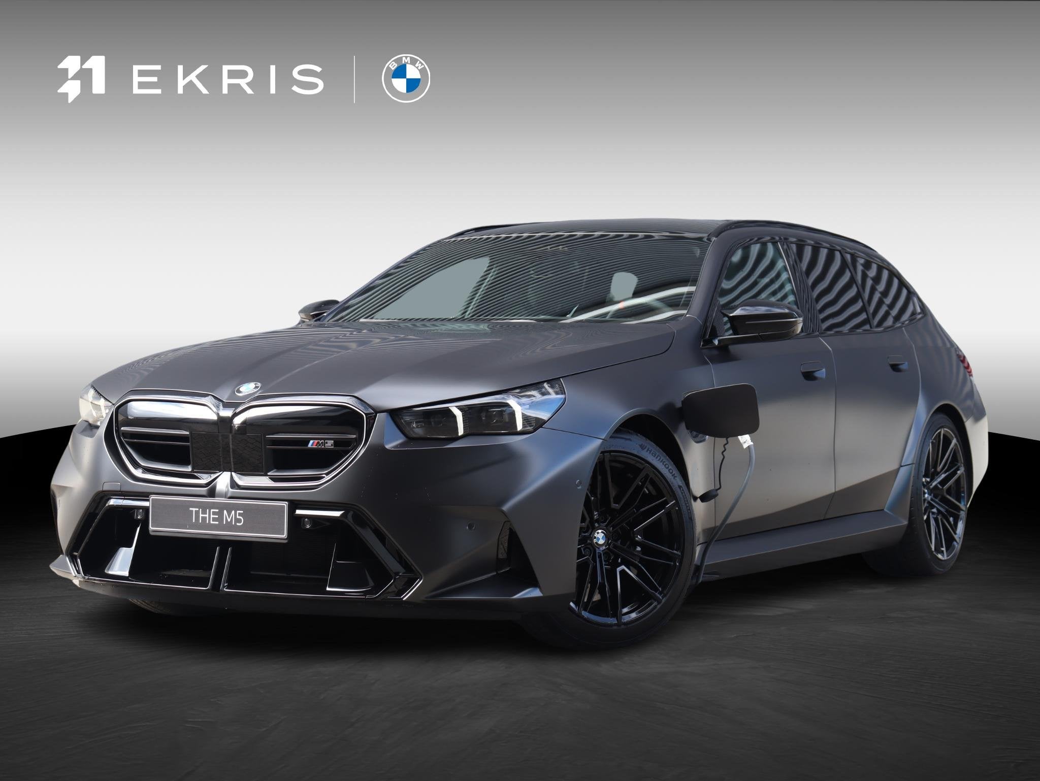 BMW M5 Touring | M Drivers Pack | Panodak | Trekhaak | Drivi, Automaat, Elektrische stoelverstelling, 4395 cc, 135 min