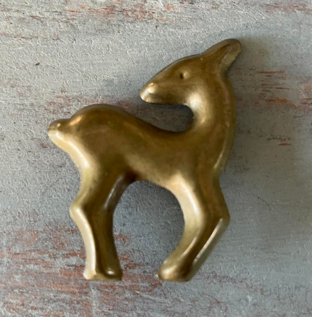 Prachtige broche hert hertje ree koper, Ophalen of Verzenden, Zo goed als nieuw, Overige materialen