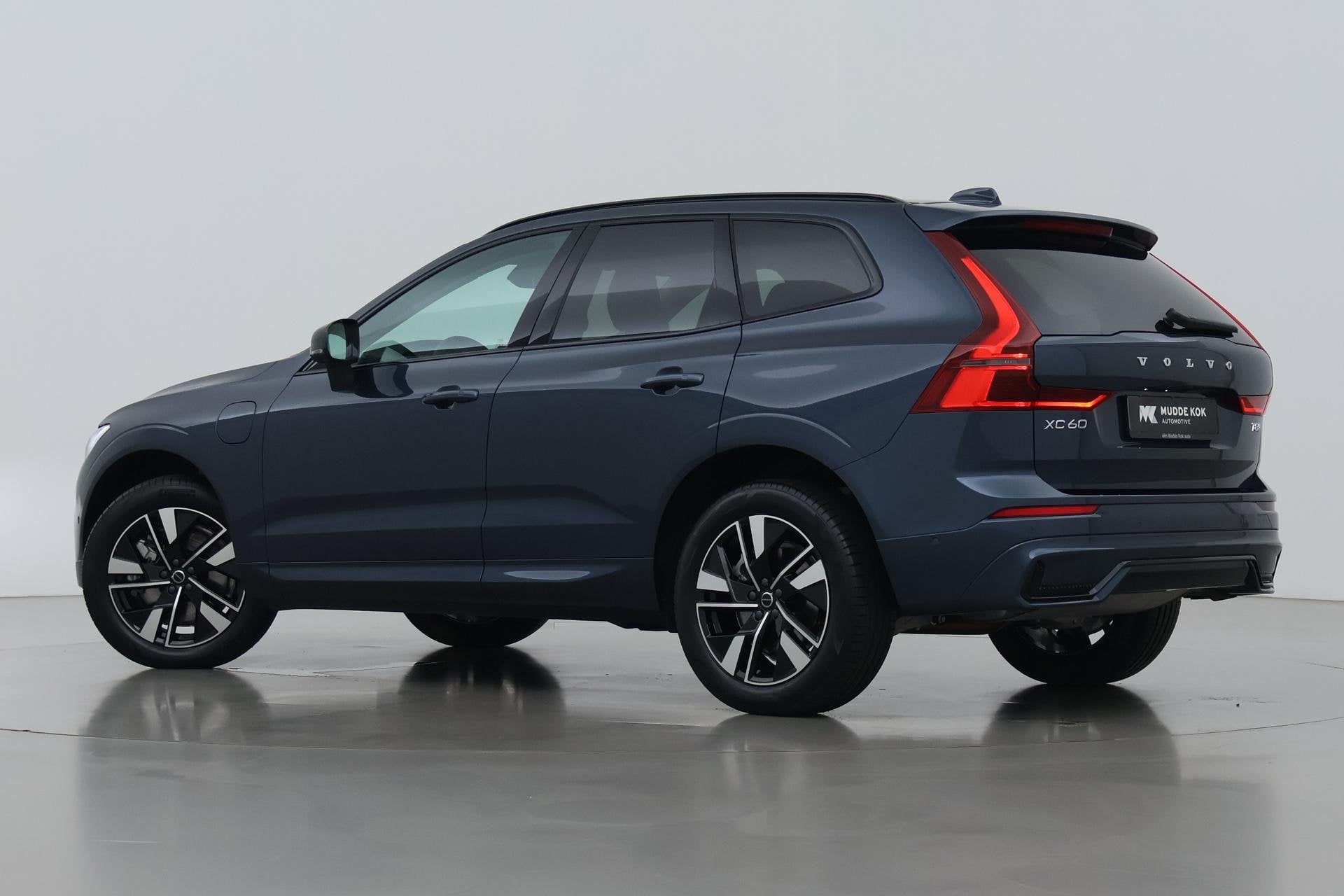 Volvo XC60 T8 Plus Dark | Harman/Kardon | Memory | BLIS | 36, Auto's, Automaat, Gebruikt, 4 cilinders, 1969 cc