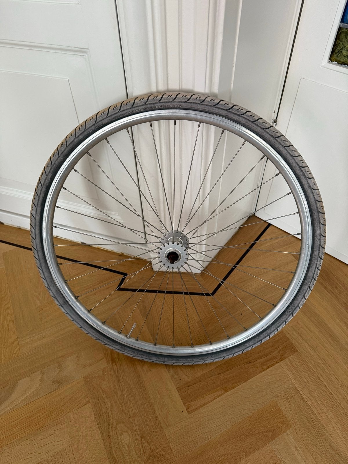 Veloretti front wheel, Fietsen en Brommers, Fietsonderdelen, Wiel, Gebruikt, Ophalen of Verzenden, Aluminium