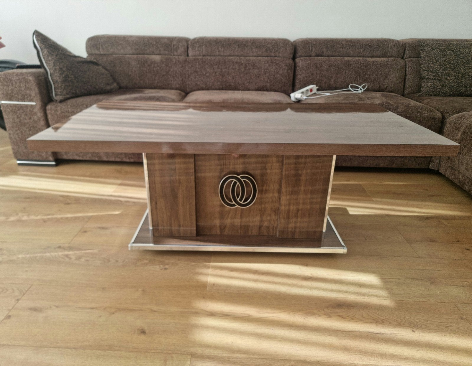 Mooie Salontafel Van Echt Hout, Huis en Inrichting, Ophalen, 100 tot 150 cm, 50 tot 100 cm, Zo goed als nieuw