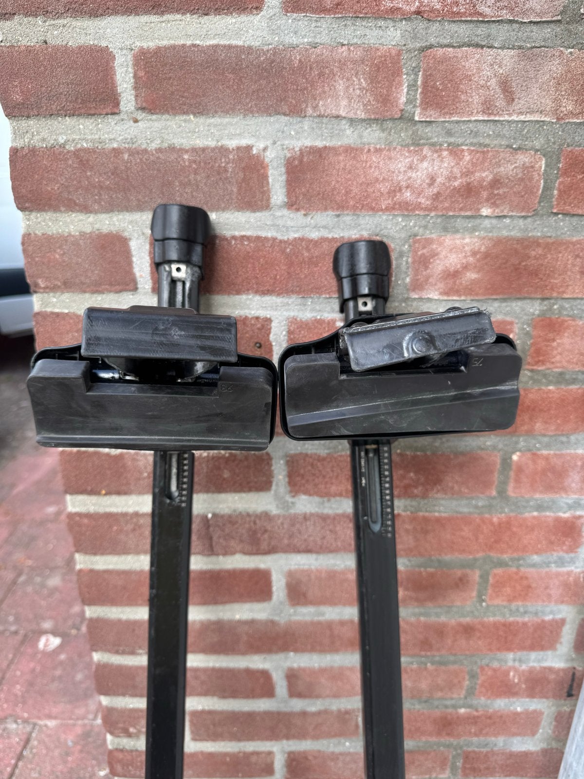 Thule dakdragers met voetenset en montageset SEAT SKODA VW, Auto diversen, Dakdragers, Ophalen of Verzenden, Gebruikt