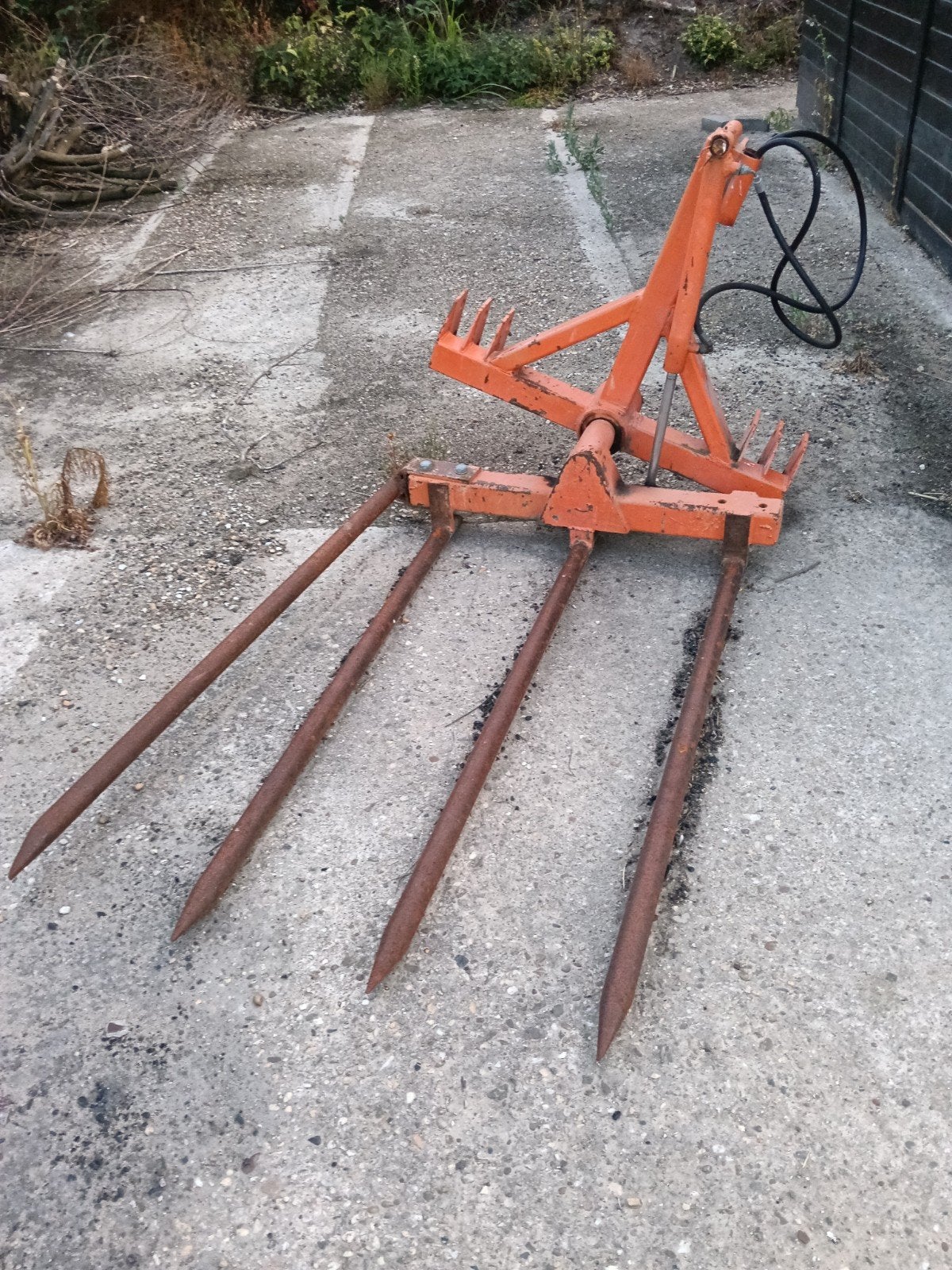 Hydraulische balenprikker voor mini-trekker, Ophalen, Gebruikt, Overige soorten
