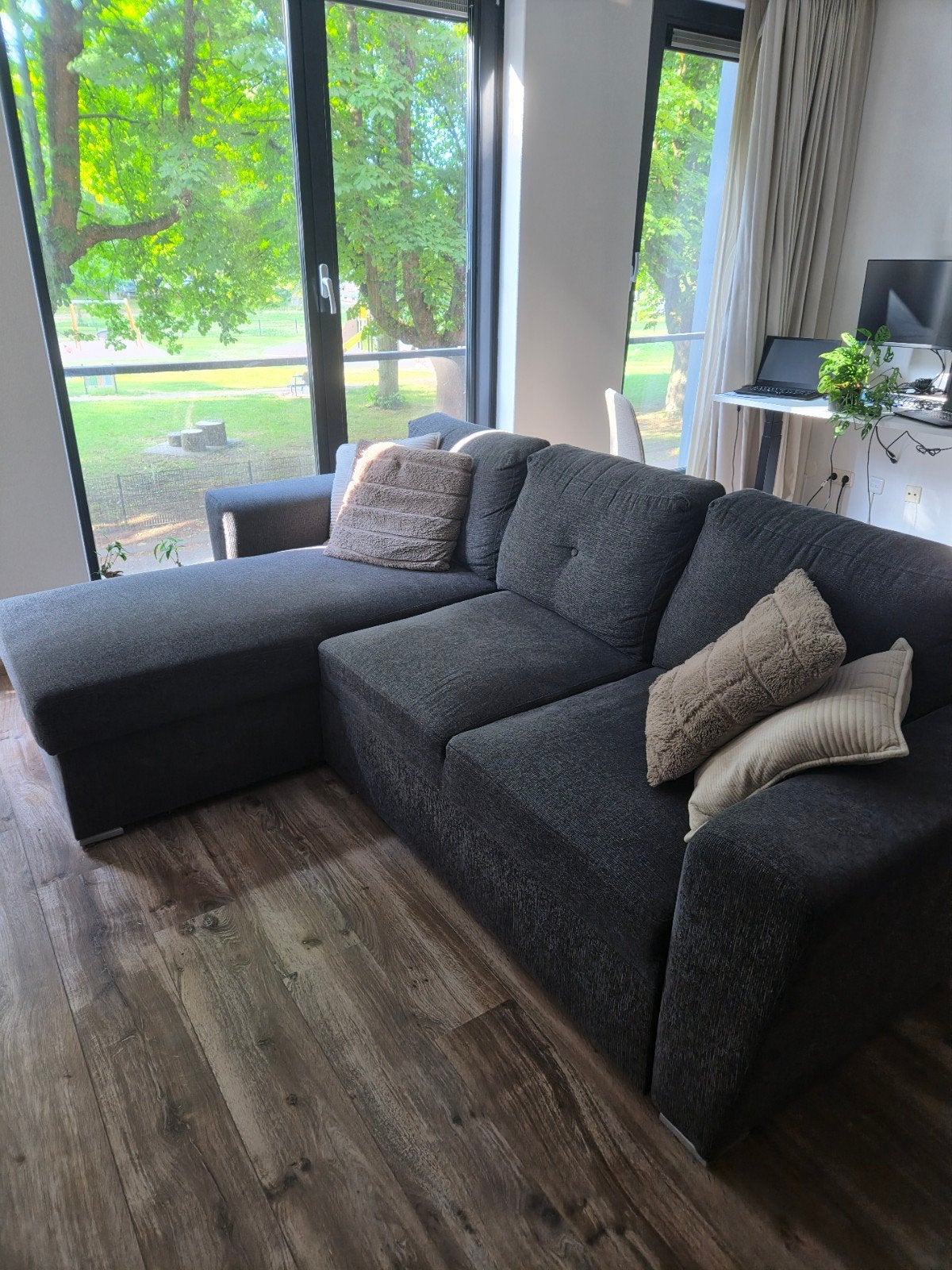 JYSK VEJLBY slaapbank chaise longue - Grijs, Ophalen, 125 tot 150 cm, Modern, Functioneel, Driepersoons