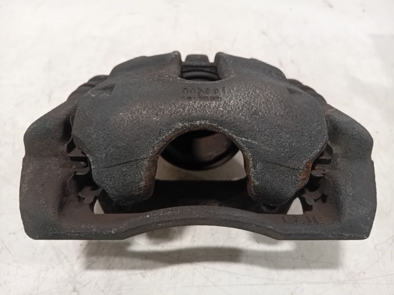 Remklauw links voor Nissan Micra, Onderdelen@venauto.nl, Van der Ven Autorecycling B.V., Gebruikt, Ettenseweg 76, 4706 PB Roosendaal, The Netherlands