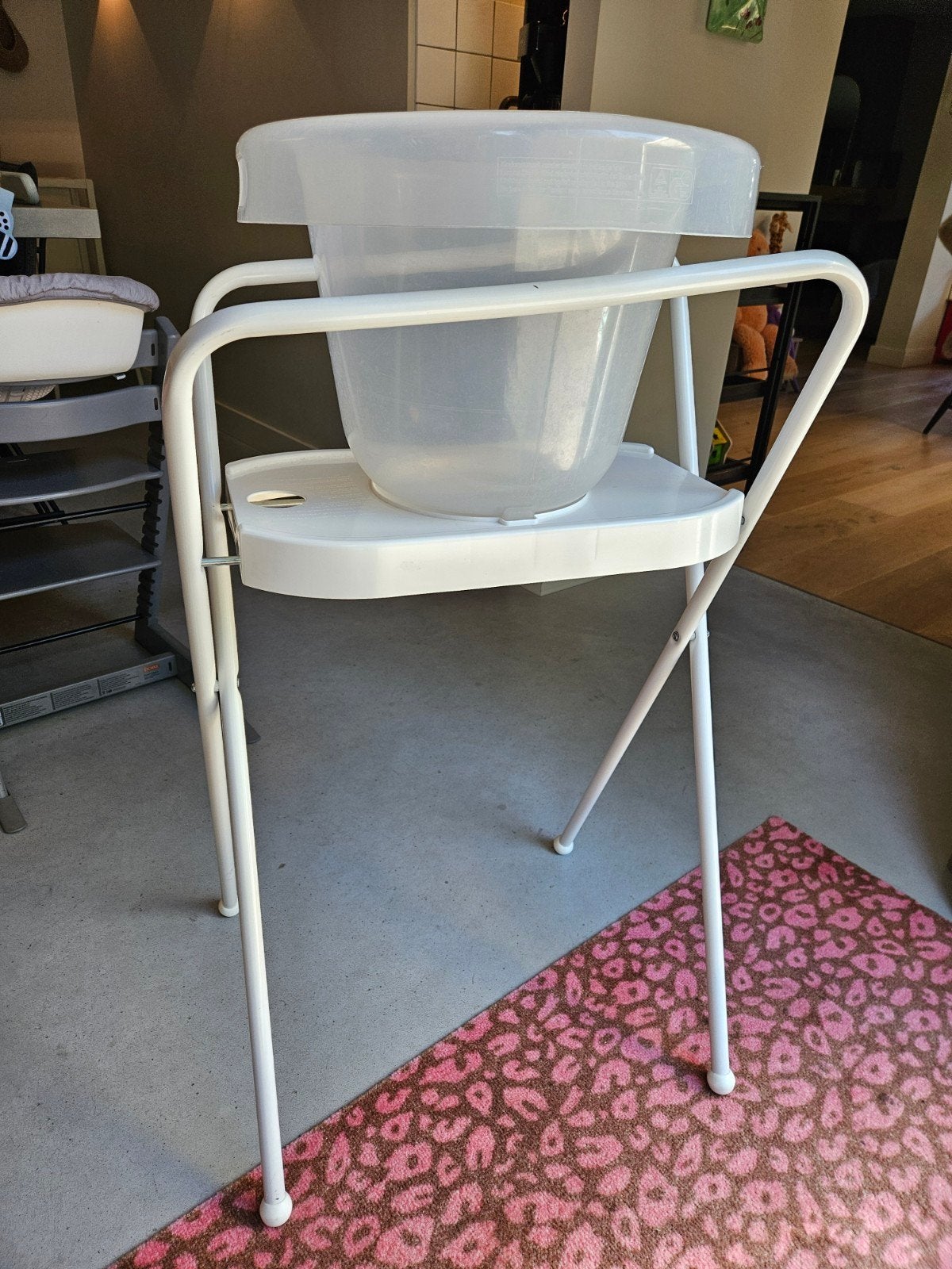 Babybadje met standaard en Tummy Tub, Ophalen, Gebruikt, Badje, Standaard
