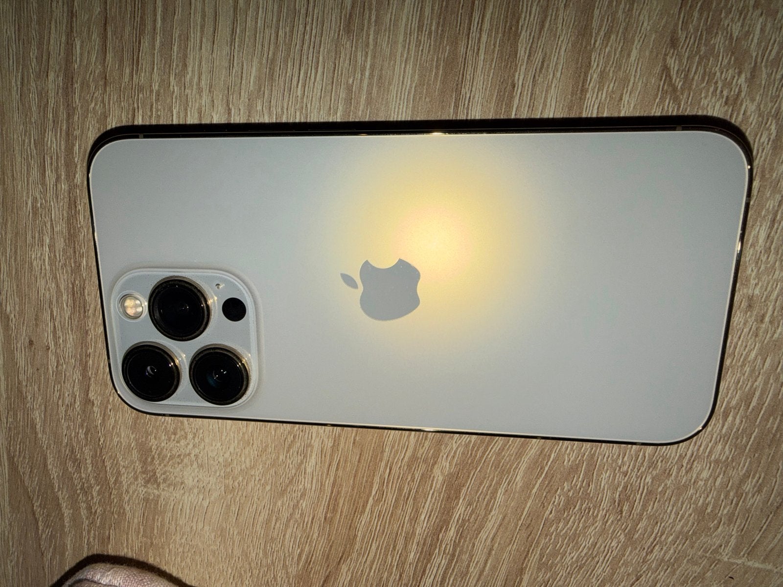 Foto 2 van iPhone 13 Pro Goud 128GB