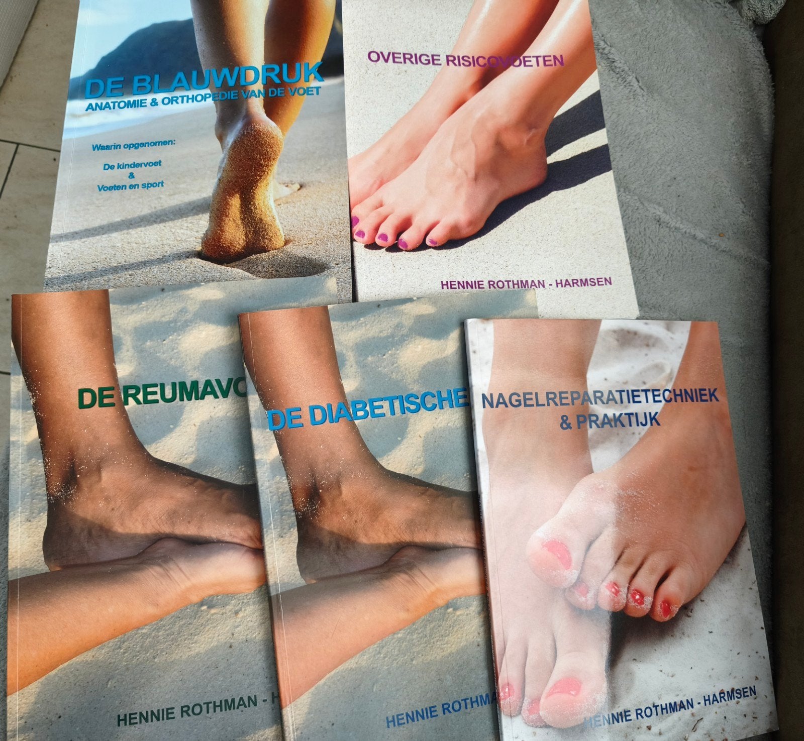 Voetverzorging Boeken: Anatomie, Nagelregulatie & Reumavoet, Ophalen of Verzenden, Beta