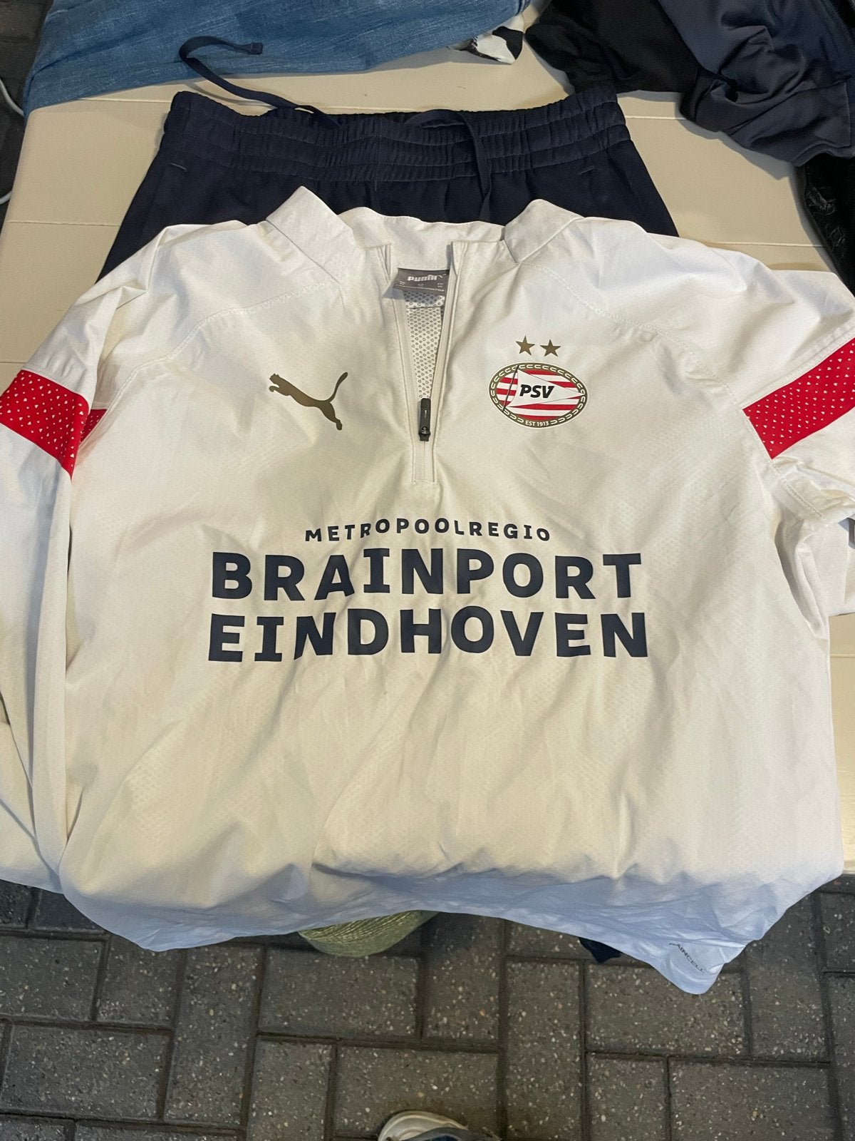 PSV Trainingspak - Wit Bovenstuk & Donkerblauwe Broek, Meerkleurig, Overige maten, Ophalen of Verzenden, Zo goed als nieuw