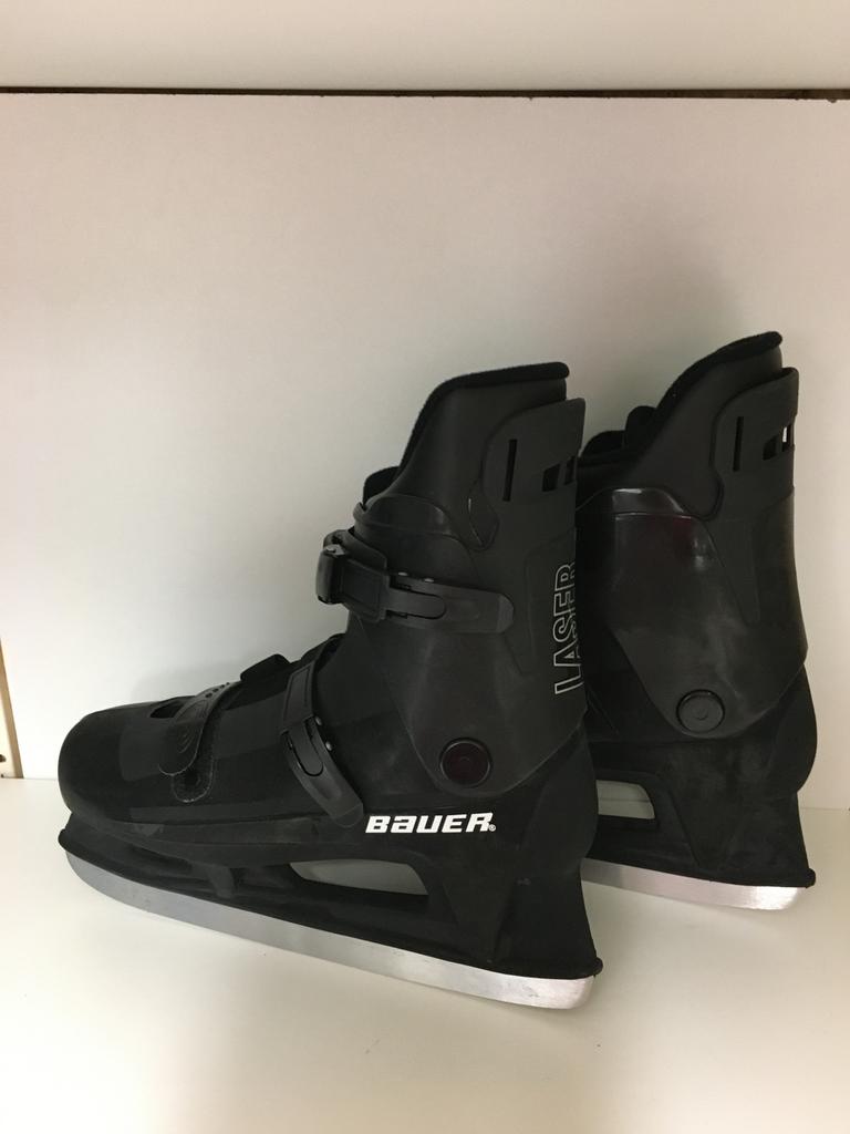 Bauer Laser Hockey Schaatsen maat 42,5  Bijna Nieuw!, Ophalen of Verzenden, Zo goed als nieuw, IJshockeyschaatsen, Bauer